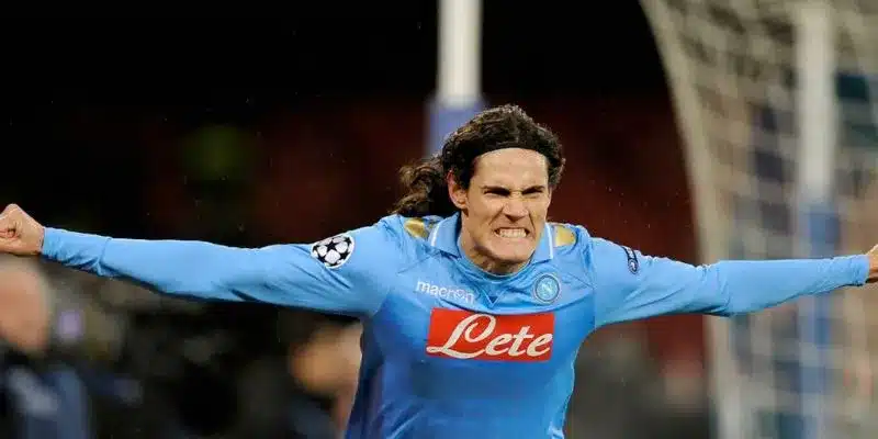 Cavani tỏa sáng rực rỡ khi còn thi đấu cho Napoli