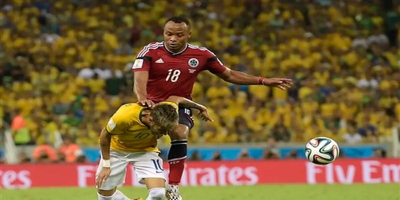 Sự nghiệp quốc tế của Zuniga gắn liền với những hình ảnh không mấy tích cực