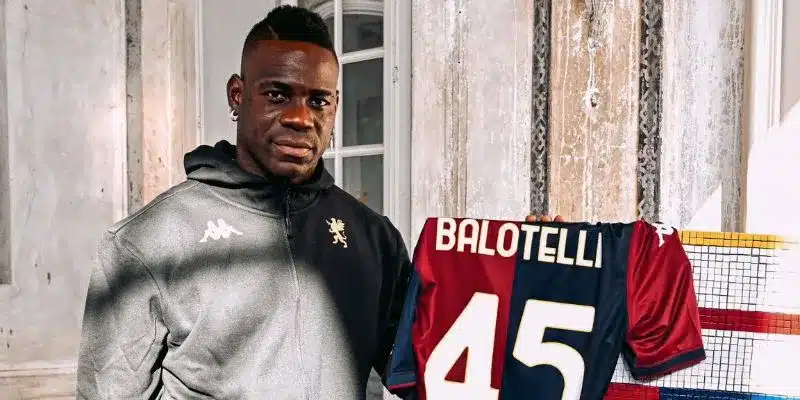 Balotelli hiện đang tìm lại chính mình trong màu áo Genoa