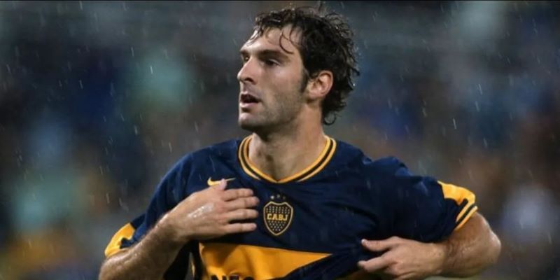 Mauro Boselli từng khoác áo CLB Boca Juniors