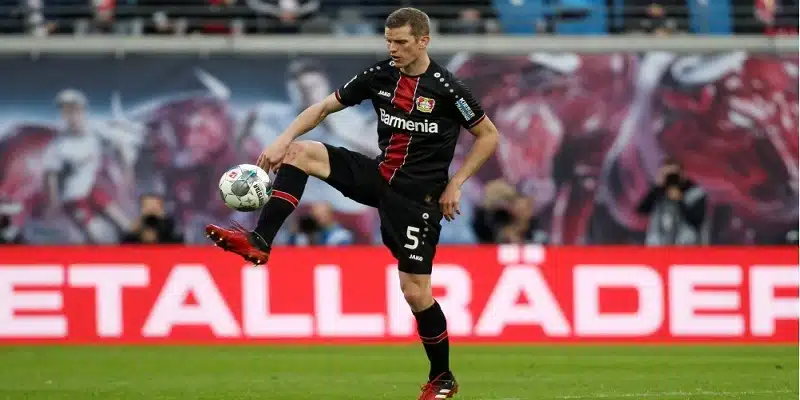 Sven Bender và sự nghiệp thi đấu chuyên nghiệp đầy ấn tượng